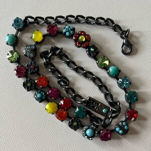 Amaro colourful crystal necklace with assorted flowers and stones. 45 cm.